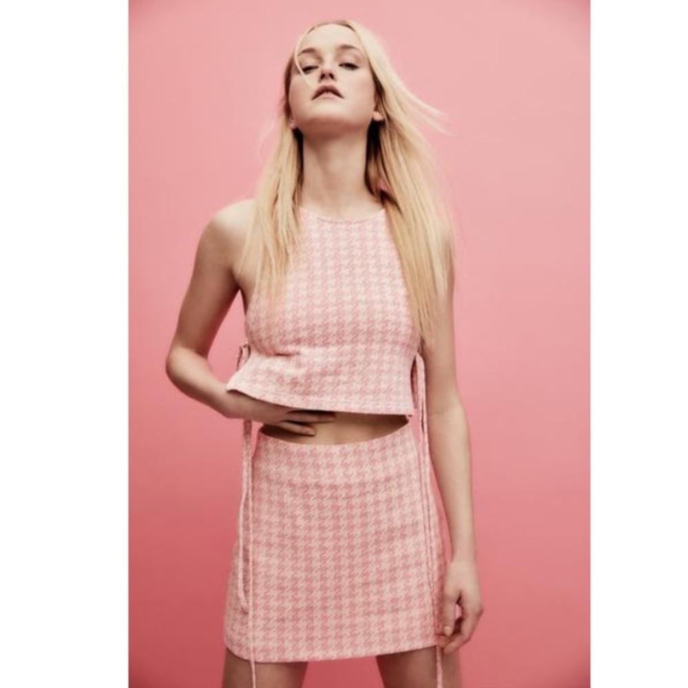 Set of 2: Zara Pink Houndstooth Tank Top and Skort Set